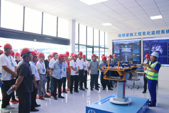 “智”造精品,“慧”聚品牌!杭州機場高鐵...