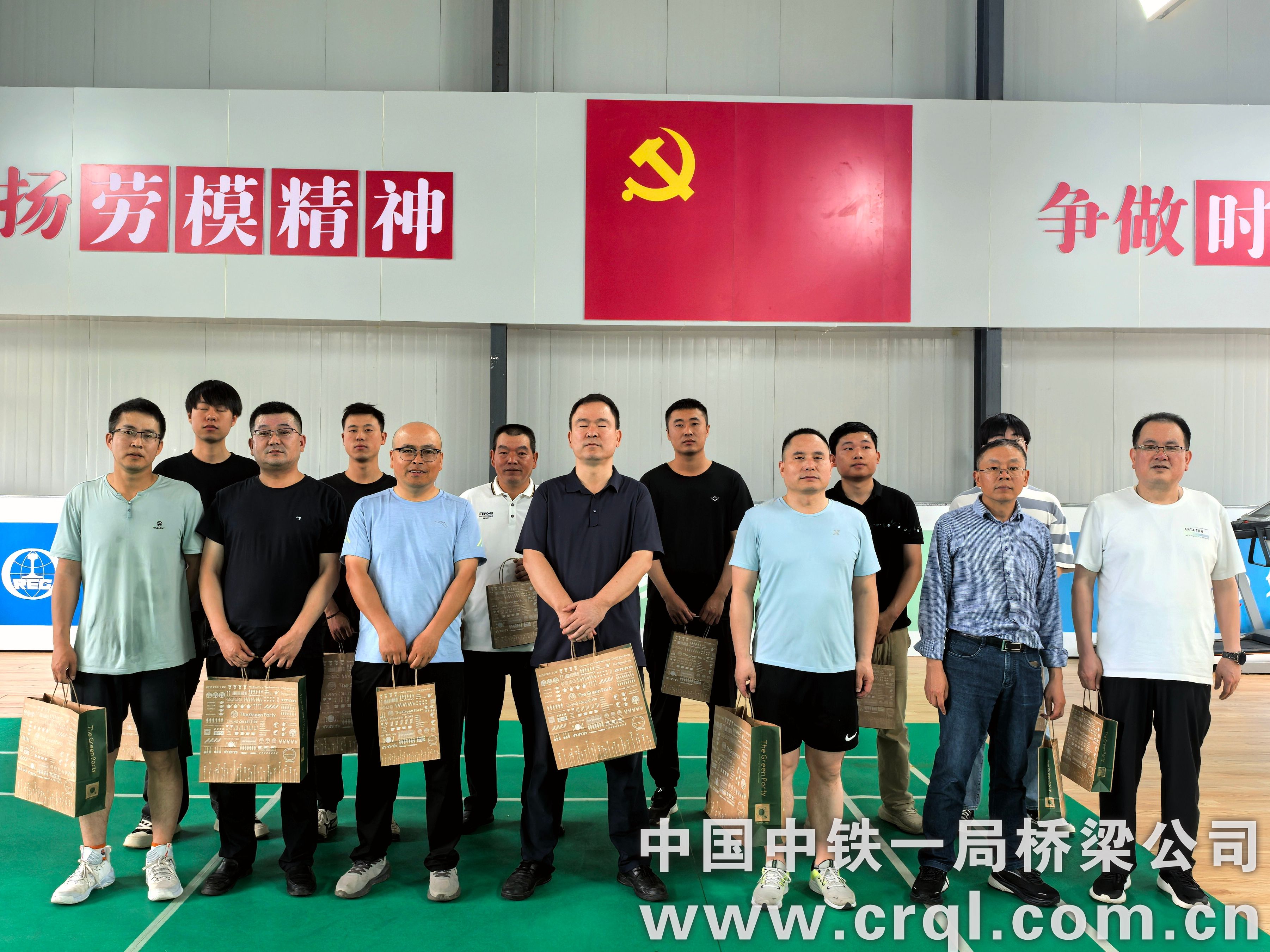 f4fd3fbf00ce9659b43cfa974cfd6ef_副本 f4fd3fbf00ce9659b43cfa974cfd6ef_副本